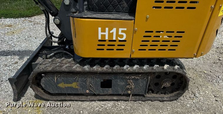 image for item DI9819 2023 AGT H15 mini excavator