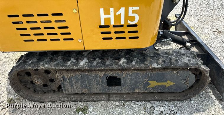 image for item DI9819 2023 AGT H15 mini excavator
