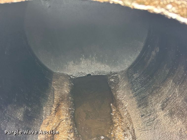 image for item DI9820 2001 International 4700 vacuum truck