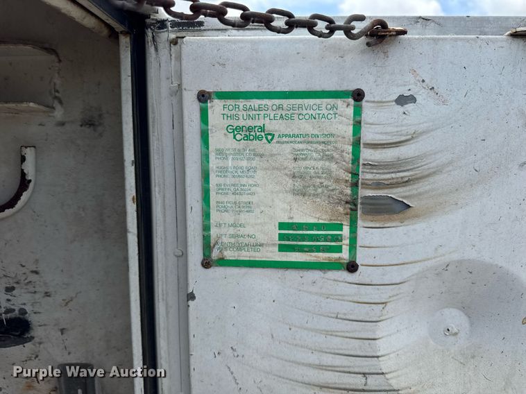 image for item DI9823 1992 Chevrolet C3500HD  bucket truck