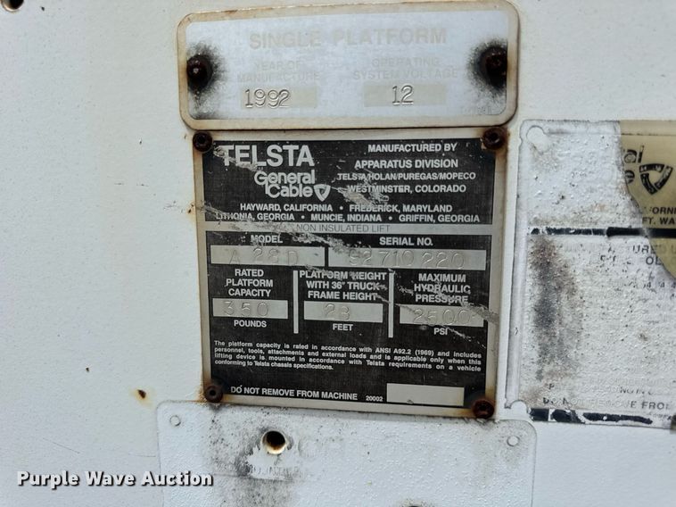 image for item DI9823 1992 Chevrolet C3500HD  bucket truck