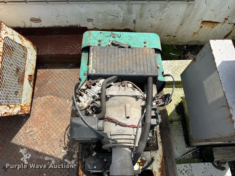 image for item DI9823 1992 Chevrolet C3500HD  bucket truck