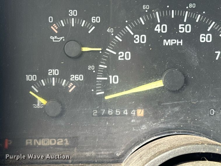 image for item DI9823 1992 Chevrolet C3500HD  bucket truck