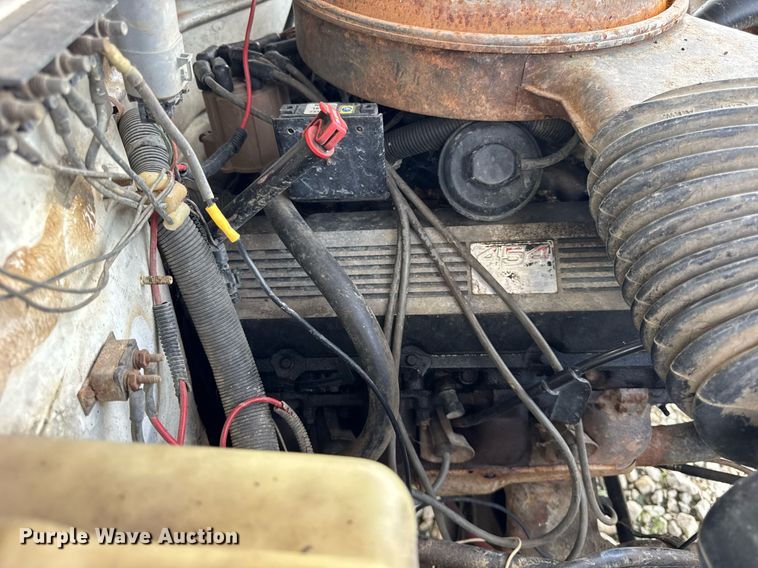 image for item DI9823 1992 Chevrolet C3500HD  bucket truck