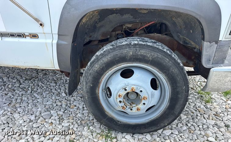 image for item DI9823 1992 Chevrolet C3500HD  bucket truck