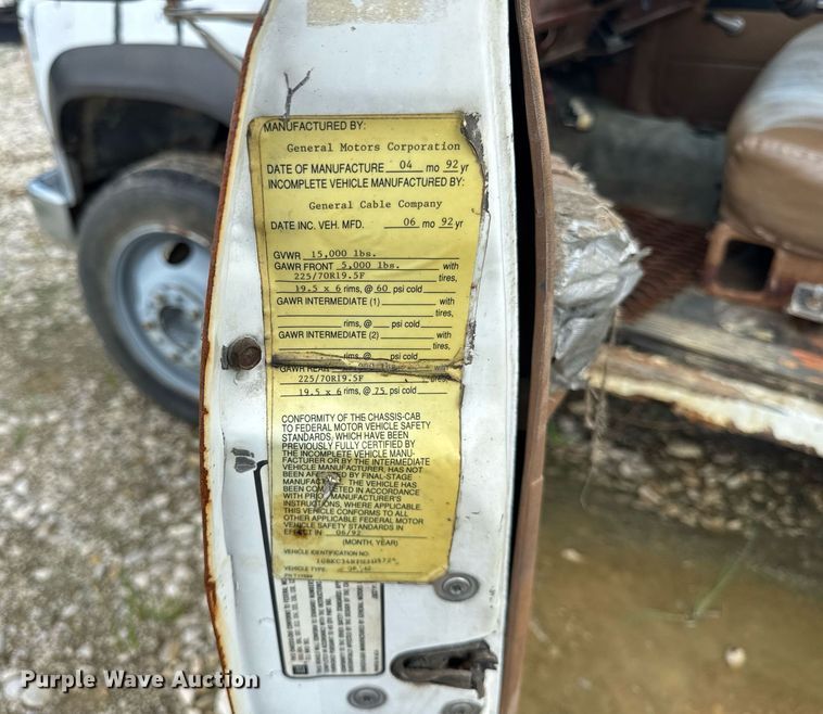 image for item DI9823 1992 Chevrolet C3500HD  bucket truck