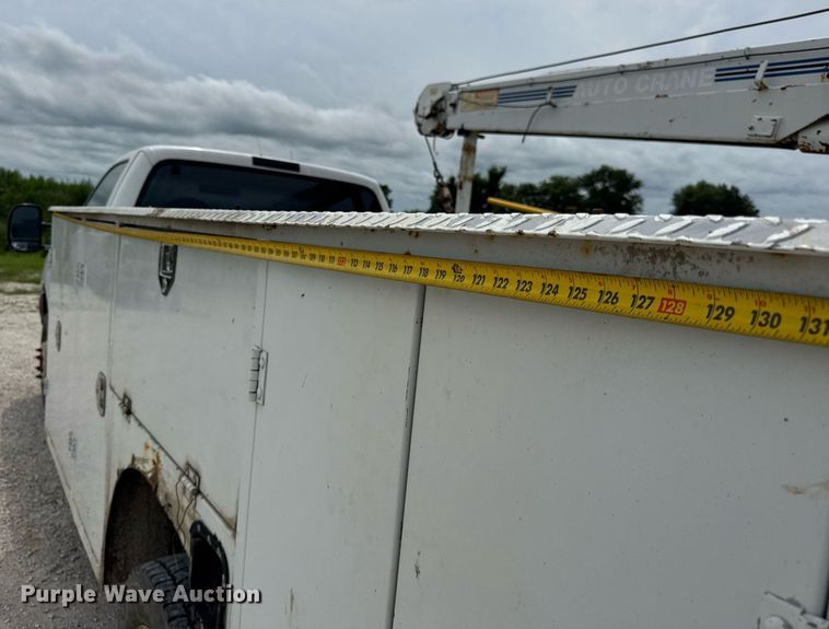 image for item DJ9661 2000 Ford F450 Super Duty  utility / service truck