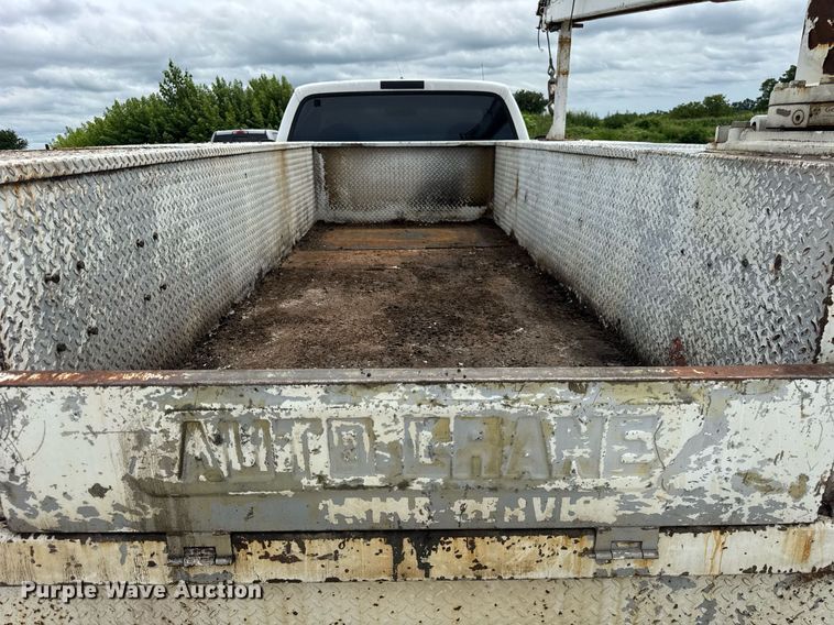 image for item DJ9661 2000 Ford F450 Super Duty  utility / service truck