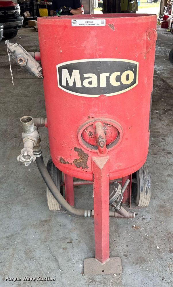 image for item DJ9668 2006 Marco M6-244 blasting pot