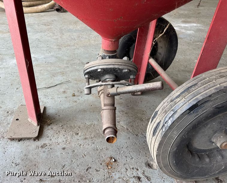 image for item DJ9668 2006 Marco M6-244 blasting pot