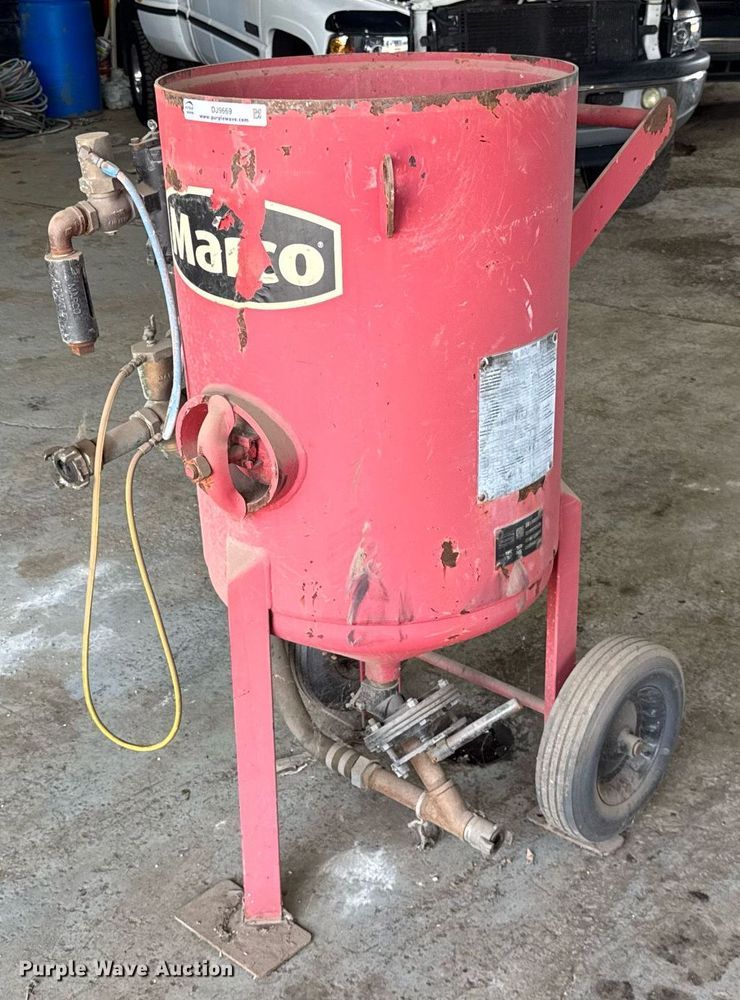 image for item DJ9669 2008 Marco M6-931 blasting pot