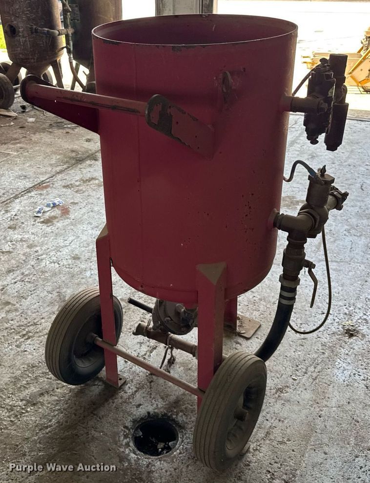 image for item DJ9669 2008 Marco M6-931 blasting pot