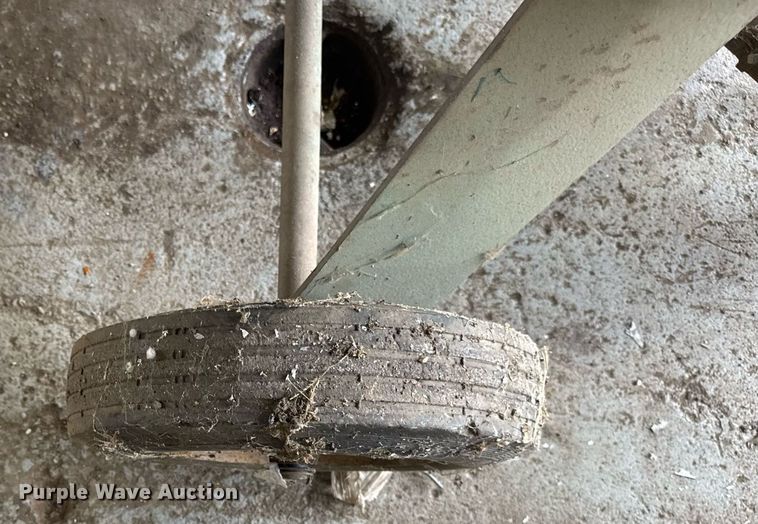 image for item DJ9671 Clemco SCWB-2452 blasting pot