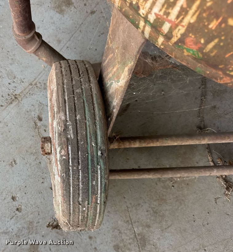 image for item DJ9672 1969 Saracco blasting pot