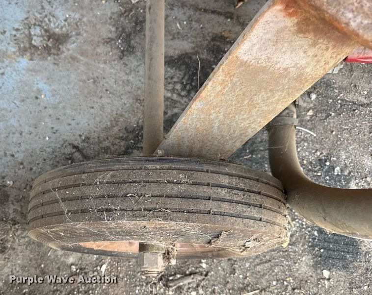 image for item DJ9673 1986 blasting pot