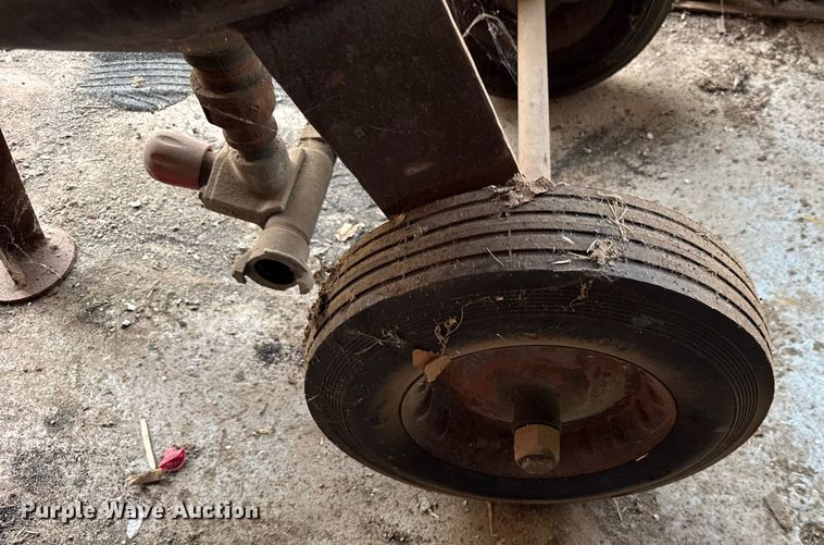 image for item DJ9673 1986 blasting pot