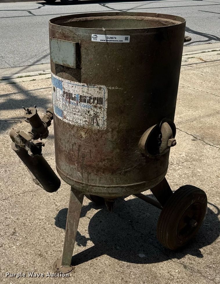 image for item DJ9674 Blasting pot