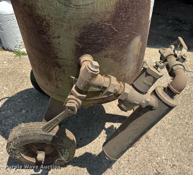 image for item DJ9674 Blasting pot