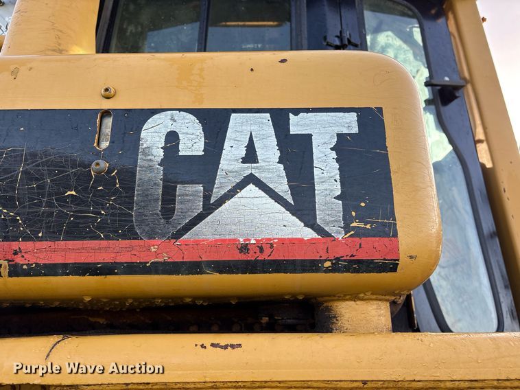 image for item DM1954 1987 Caterpillar D8N dozer