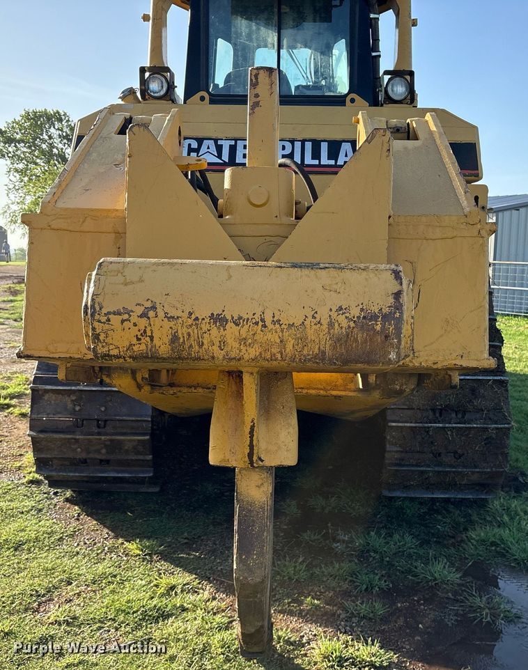 image for item DM1954 1987 Caterpillar D8N dozer