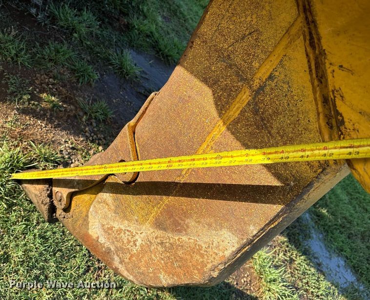 image for item DM1954 1987 Caterpillar D8N dozer