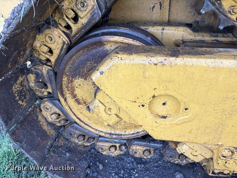 image for item DM1954 1987 Caterpillar D8N dozer