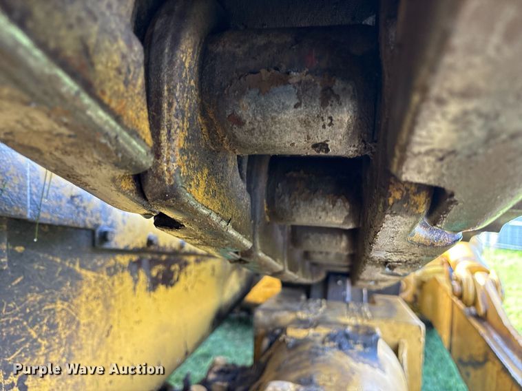image for item DM1954 1987 Caterpillar D8N dozer