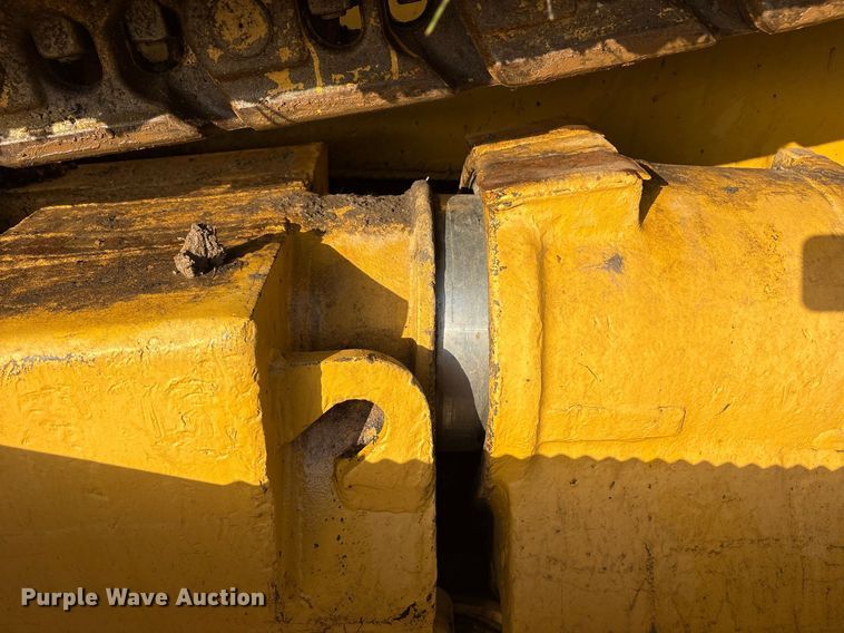 image for item DM1954 1987 Caterpillar D8N dozer