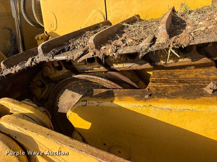image for item DM1954 1987 Caterpillar D8N dozer