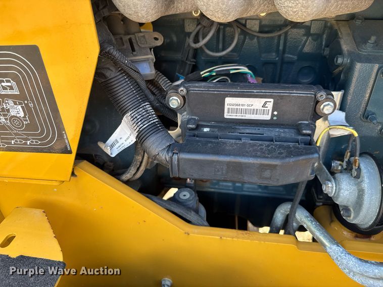 image for item DO0963 2016 Vermeer PTX44 trencher