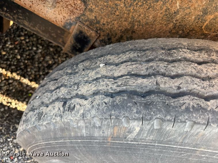 image for item DR2821 2016 PJ tilt deck equipment trailer