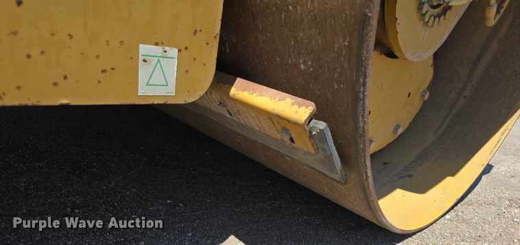 image for item DR3867 2009 Caterpillar CB534D XW double drum vibratory roller