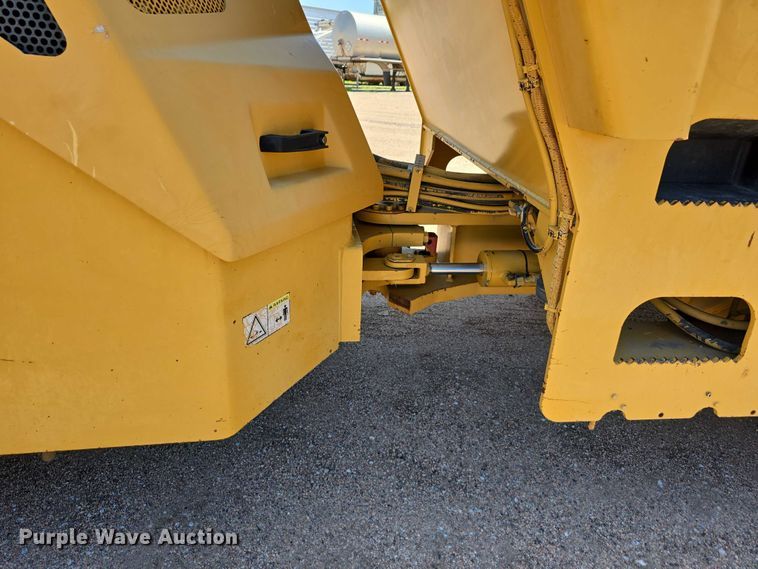 image for item DR3867 2009 Caterpillar CB534D XW double drum vibratory roller