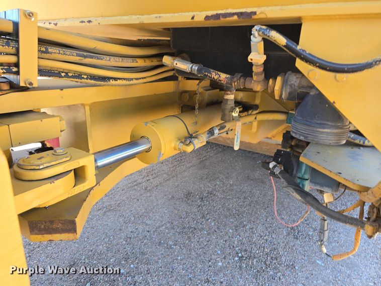 image for item DR3867 2009 Caterpillar CB534D XW double drum vibratory roller