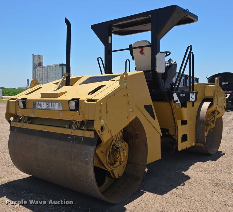 COMPACTADOR 2009 CATERPILLAR CB534DXW