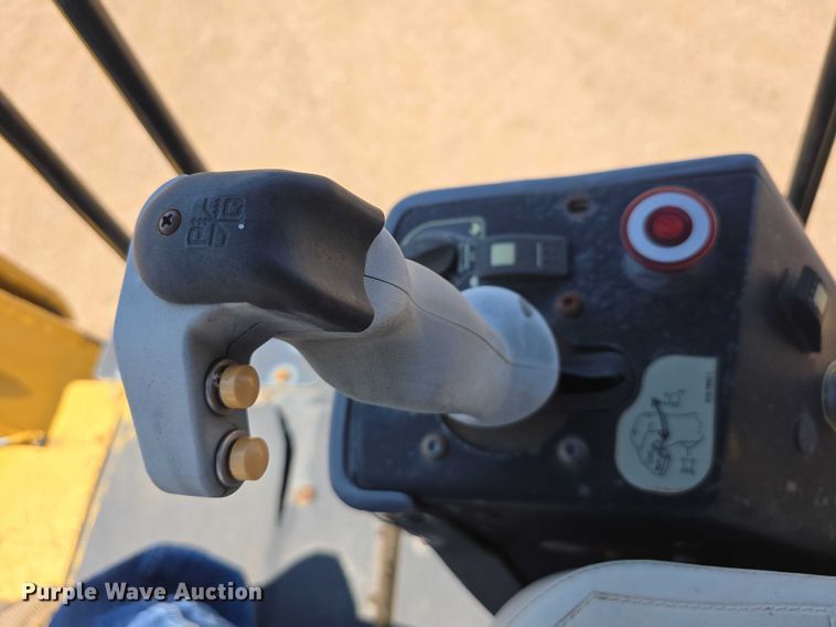 image for item DR3868 2009 Caterpillar CB534D XW double drum vibratory roller