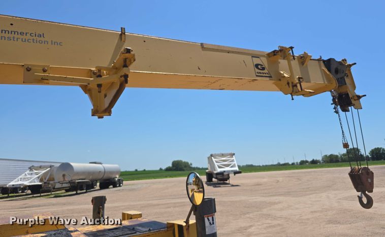 image for item DR3873 1991 Grove RT 528C crane