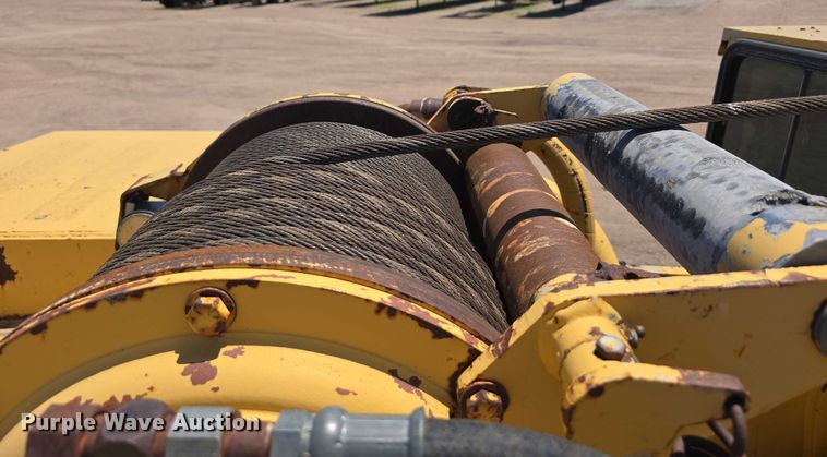 image for item DR3873 1991 Grove RT 528C crane