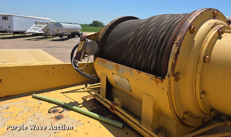 image for item DR3873 1991 Grove RT 528C crane