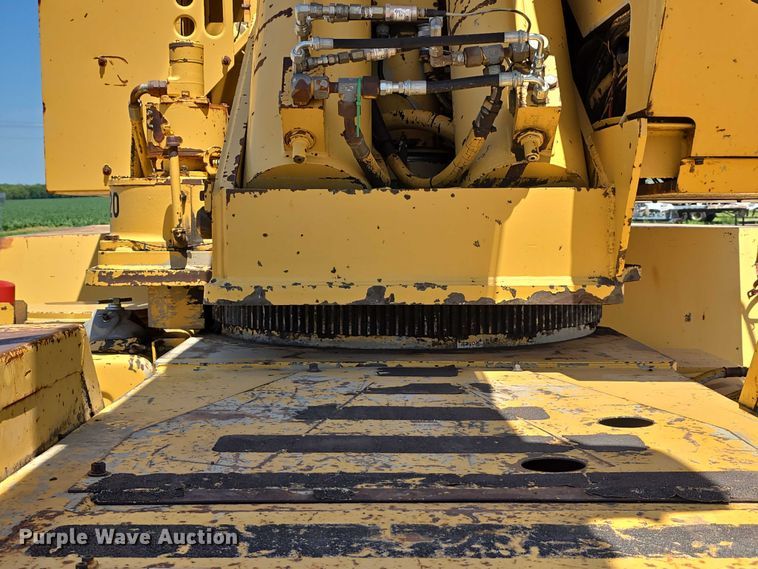 image for item DR3873 1991 Grove RT 528C crane