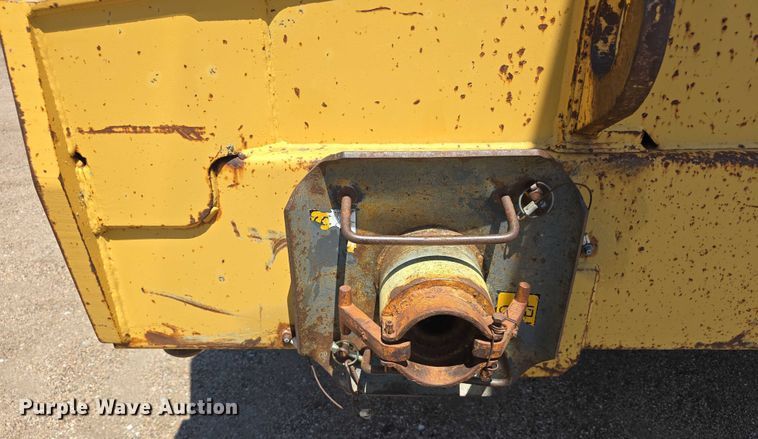 image for item DR3873 1991 Grove RT 528C crane