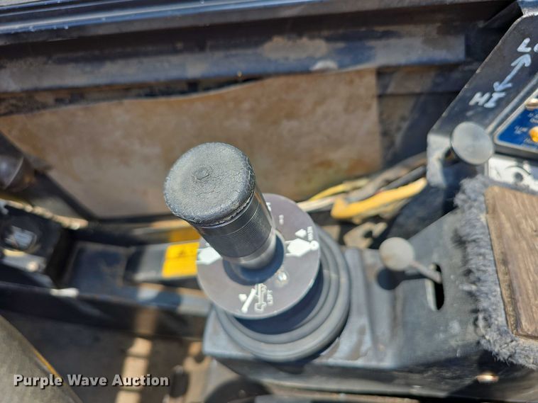 image for item DR3873 1991 Grove RT 528C crane