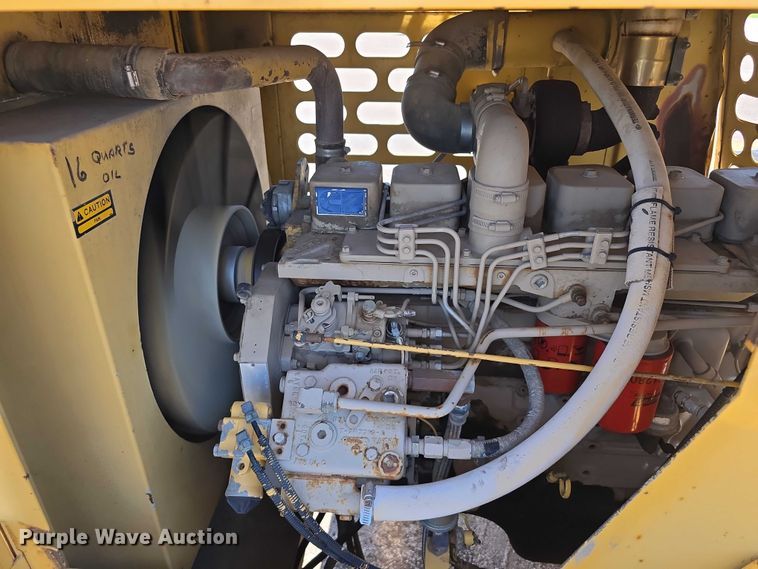 image for item DR3873 1991 Grove RT 528C crane