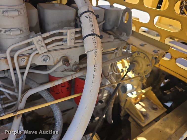 image for item DR3873 1991 Grove RT 528C crane