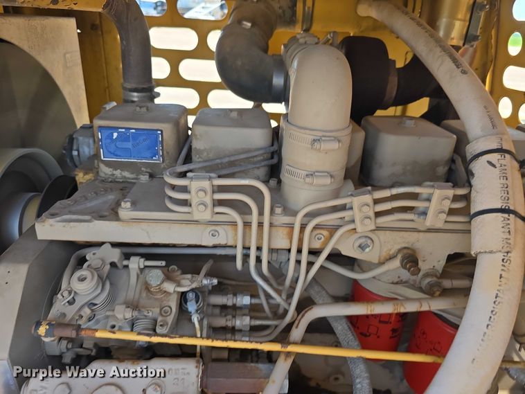 image for item DR3873 1991 Grove RT 528C crane