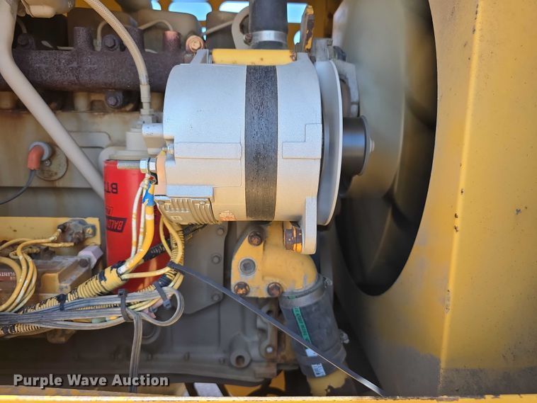 image for item DR3873 1991 Grove RT 528C crane