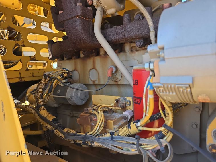 image for item DR3873 1991 Grove RT 528C crane