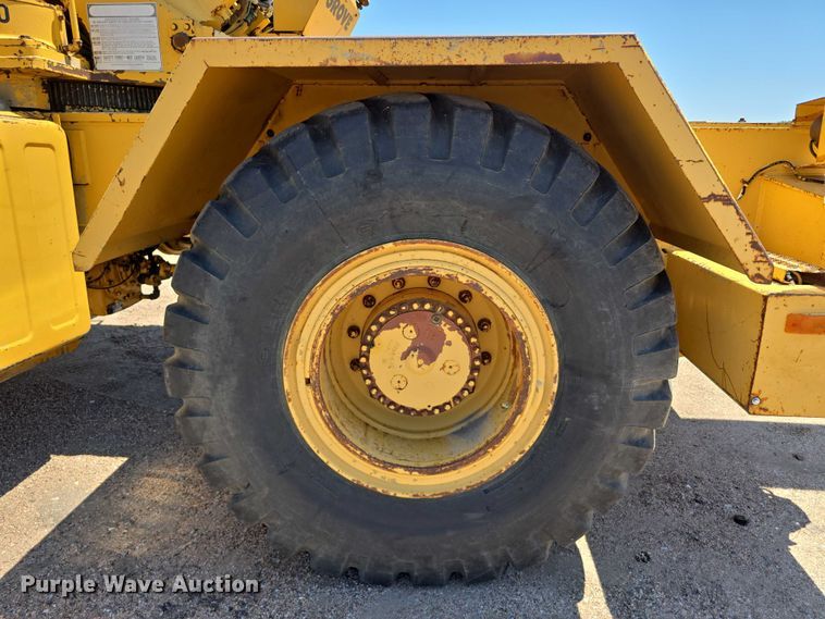 image for item DR3873 1991 Grove RT 528C crane