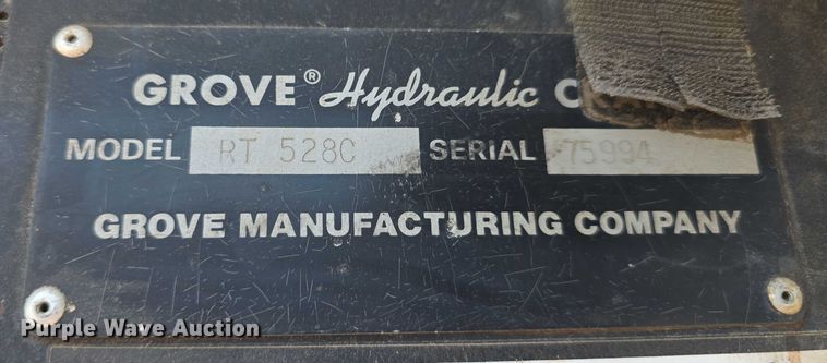 image for item DR3873 1991 Grove RT 528C crane