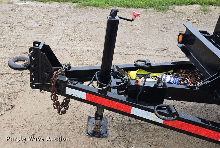 image for item DR3877 2005 Ditch Witch SK500 compact utility loader